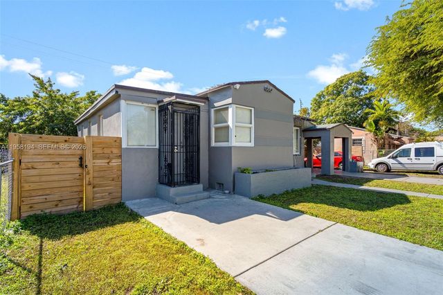 1780 NW 49th St, Miami, FL 33142