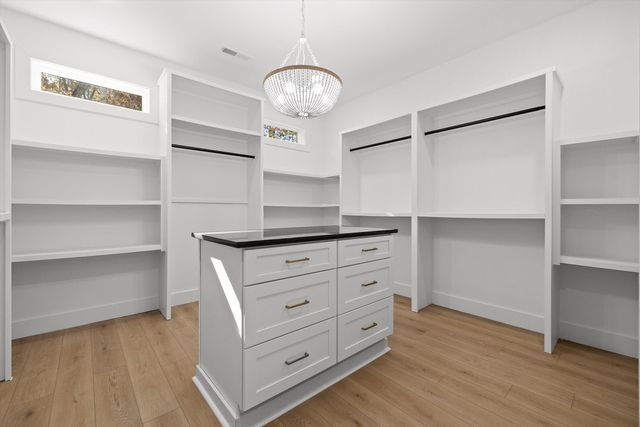 308 Cloud Road, Trenton, GA 30752