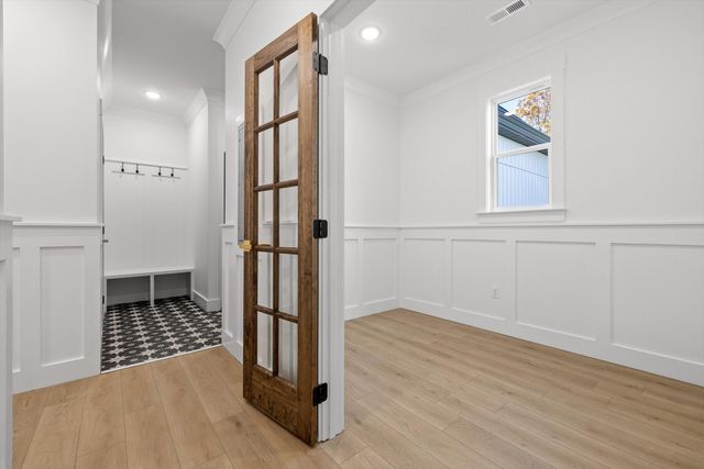 308 Cloud Road, Trenton, GA 30752