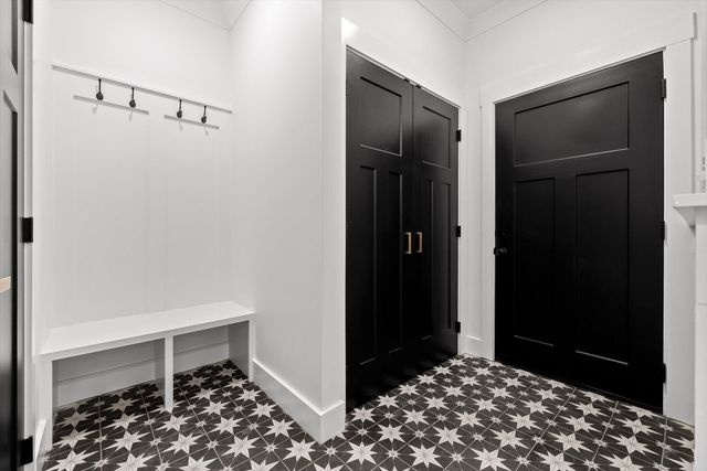 308 Cloud Road, Trenton, GA 30752