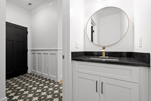 308 Cloud Road, Trenton, GA 30752