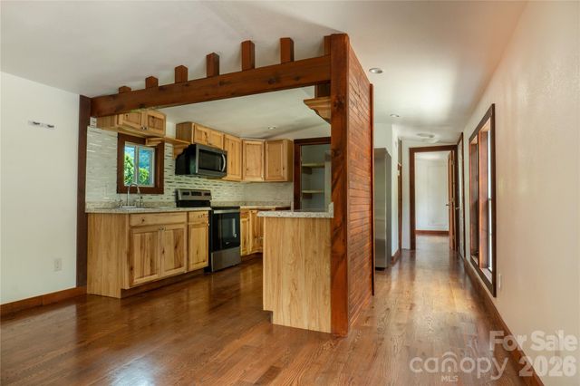 203 Justice Drive, Clyde, NC 28721