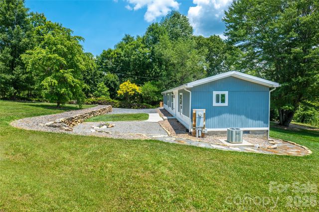 203 Justice Drive, Clyde, NC 28721