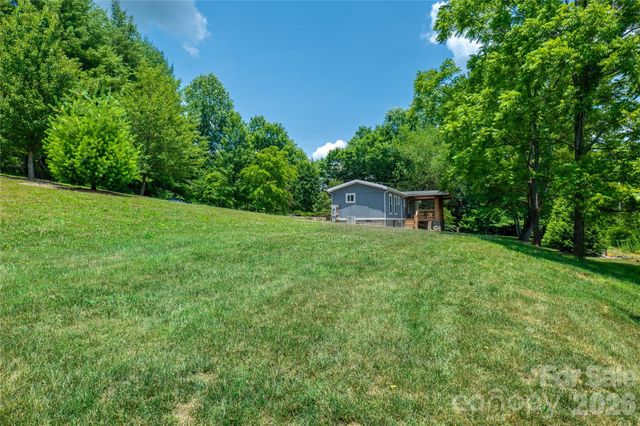203 Justice Drive, Clyde, NC 28721