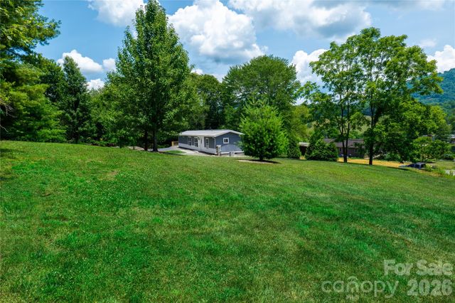 203 Justice Drive, Clyde, NC 28721