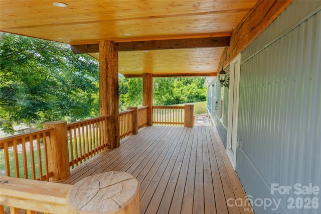 203 Justice Drive, Clyde, NC 28721