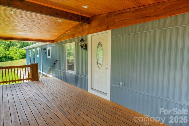 203 Justice Drive, Clyde, NC 28721