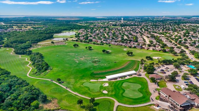 1901 Highland Oaks Drive, Wylie, TX 75098