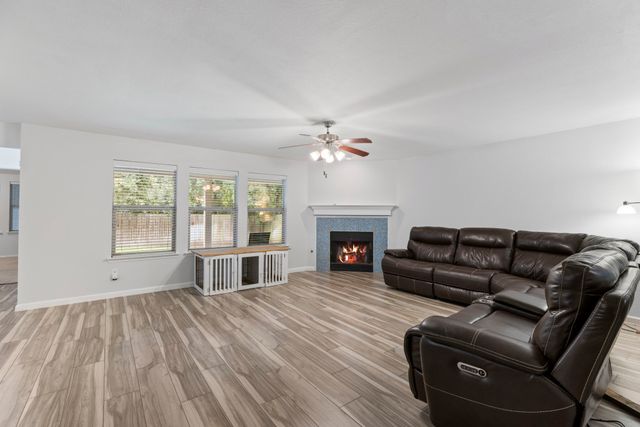 1901 Highland Oaks Drive, Wylie, TX 75098