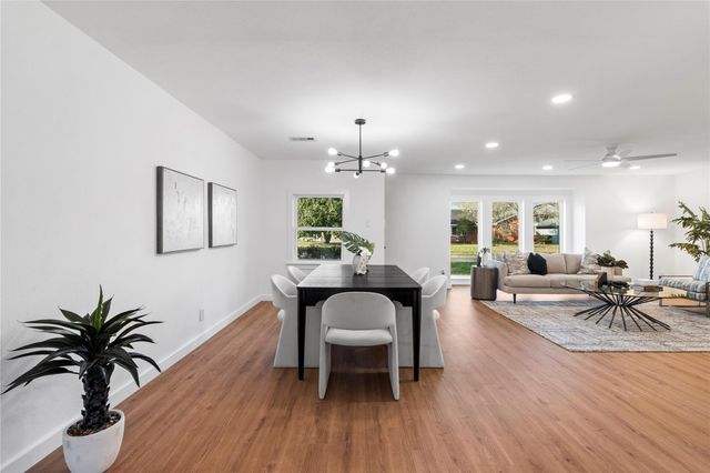 5023 Redstart Street, Houston, TX 77035