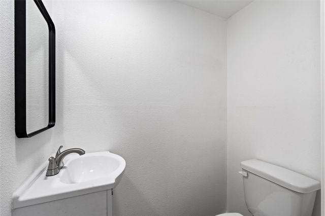 5023 Redstart Street, Houston, TX 77035