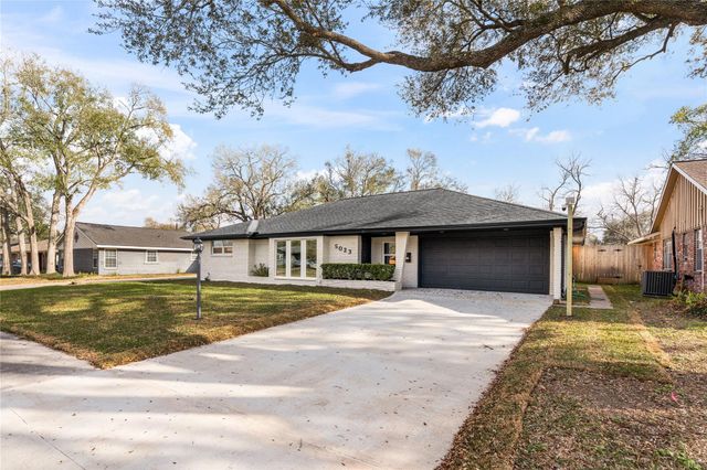 5023 Redstart Street, Houston, TX 77035