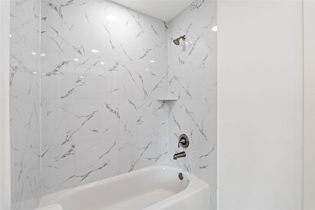 5023 Redstart Street, Houston, TX 77035