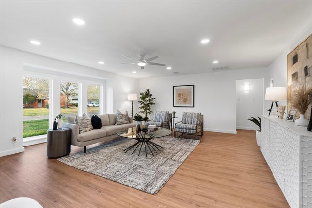 5023 Redstart Street, Houston, TX 77035