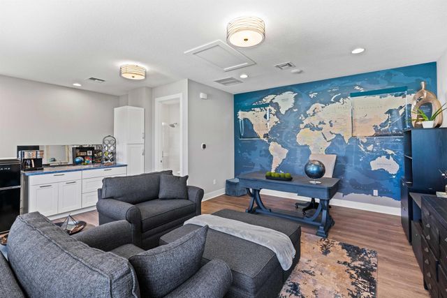 13305 Machiavelli Way, Palm Beach Gardens, FL 33418