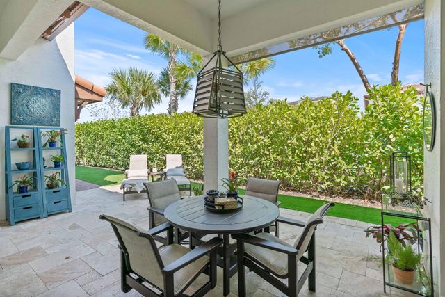 13305 Machiavelli Way, Palm Beach Gardens, FL 33418