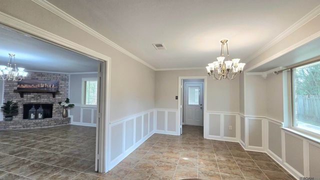 16526 Ellis Ave, Baton Rouge, LA 70816