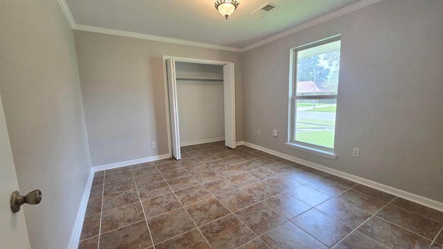 16526 Ellis Ave, Baton Rouge, LA 70816