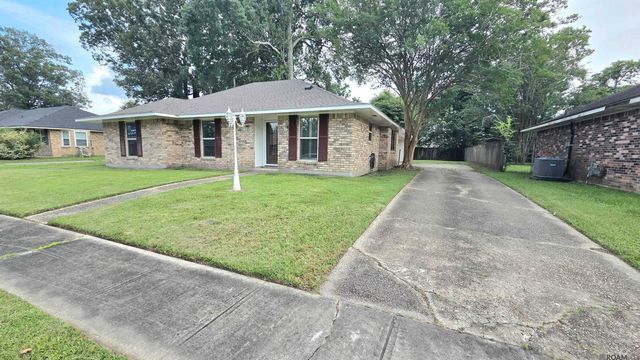 16526 Ellis Ave, Baton Rouge, LA 70816