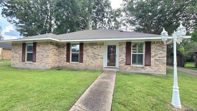 16526 Ellis Ave, Baton Rouge, LA 70816