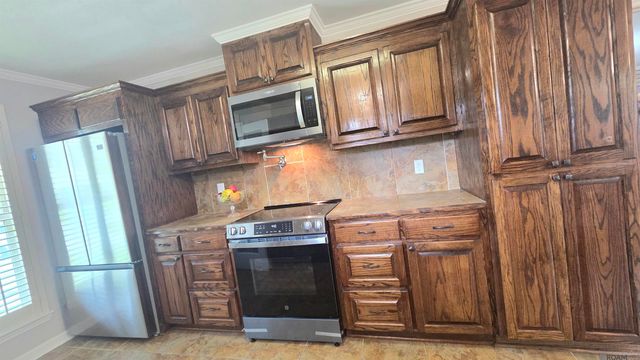 16526 Ellis Ave, Baton Rouge, LA 70816