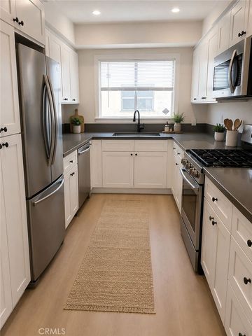 5334 Vantage 3, Valley Village, CA 91607