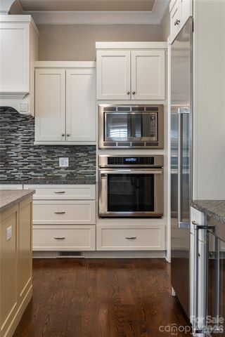 5 Cleftridge Court, Asheville, NC 28803