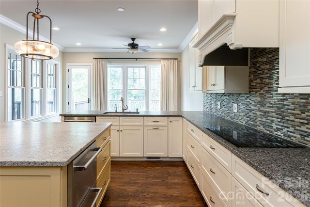 5 Cleftridge Court, Asheville, NC 28803