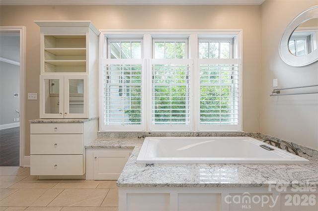 5 Cleftridge Court, Asheville, NC 28803