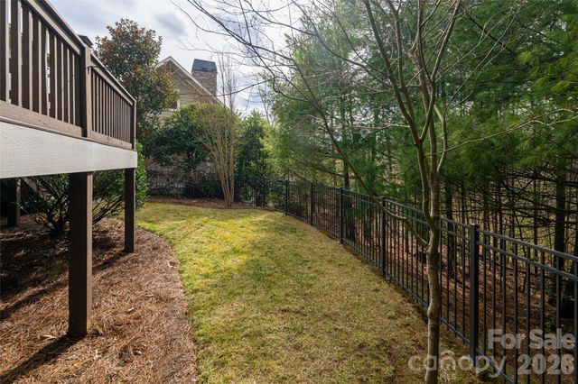 5 Cleftridge Court, Asheville, NC 28803