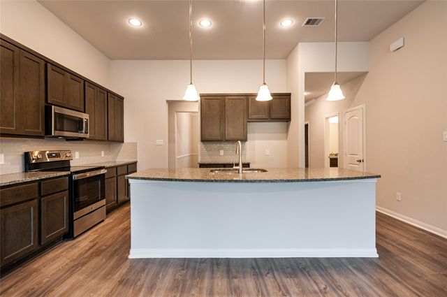 13616 Armstrong, Conroe, TX 77303