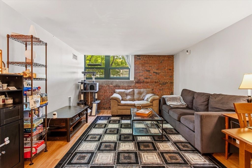 42 Eighth Street 5314, Boston, MA 02129