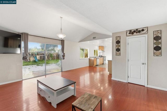 3600 3600 Gallagher Cir, Antioch, CA 94509