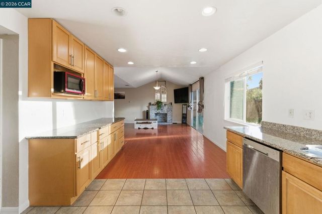 3600 3600 Gallagher Cir, Antioch, CA 94509