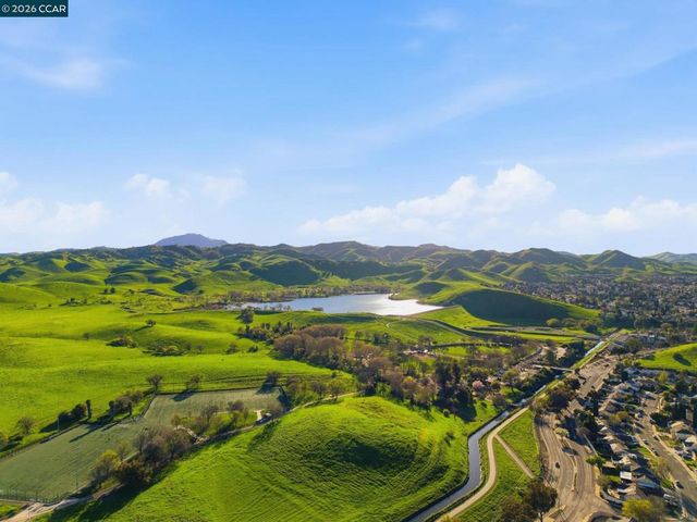 3600 3600 Gallagher Cir, Antioch, CA 94509