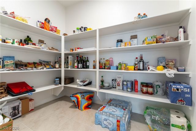 1990 Majalis Place, Las Vegas, NV 89106