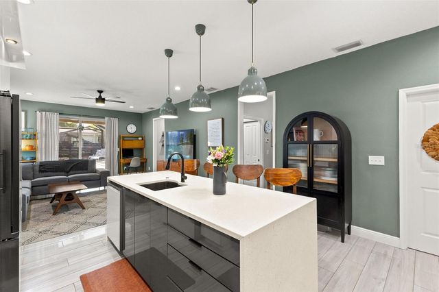 1507 HILLSIDE DRIVE, Tampa, FL 33610