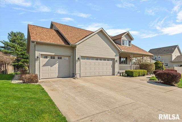 2705 Hastings Road, Chatham, IL 62629