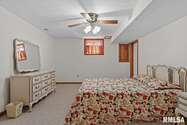 2705 Hastings Road, Chatham, IL 62629
