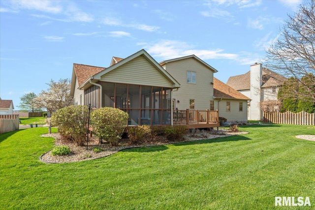 2705 Hastings Road, Chatham, IL 62629