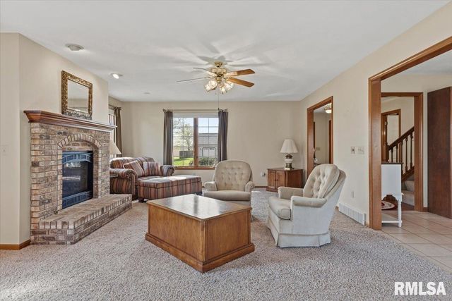 2705 Hastings Road, Chatham, IL 62629