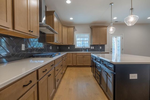 4070 Holstein Hill, Columbus, GA 31904