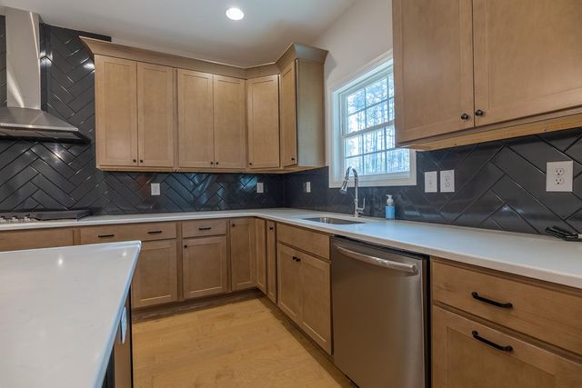 4070 Holstein Hill, Columbus, GA 31904