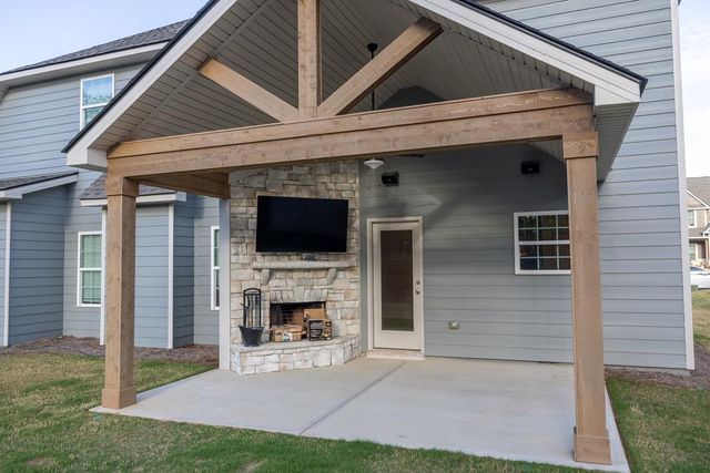 4070 Holstein Hill, Columbus, GA 31904