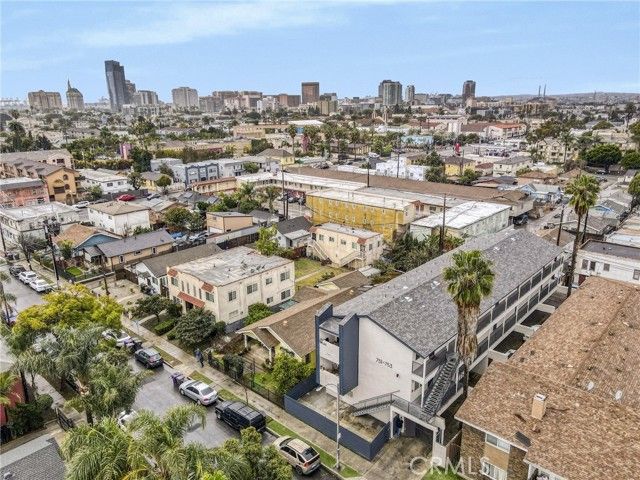 751 Cerritos, Long Beach, CA 90813