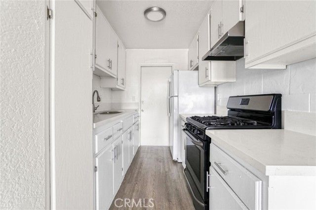 751 Cerritos, Long Beach, CA 90813