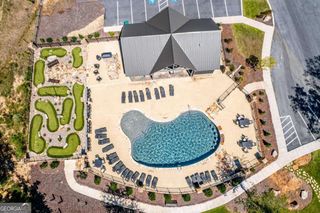 147 Falls Lane NE, Milledgeville, GA 31061