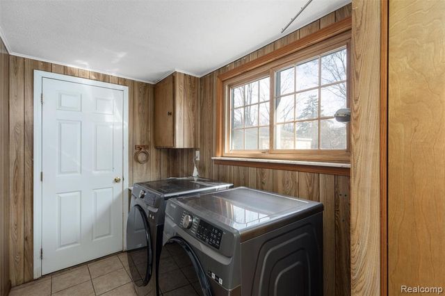 9048 Brookline Avenue, Plymouth, MI 48170