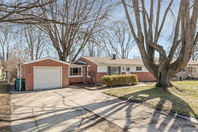 9048 Brookline Avenue, Plymouth, MI 48170