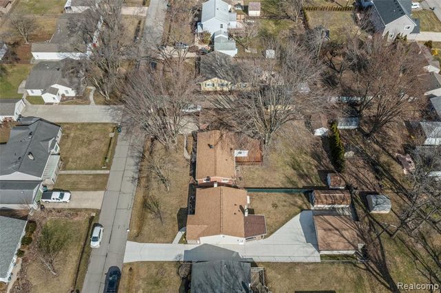 9048 Brookline Avenue, Plymouth, MI 48170